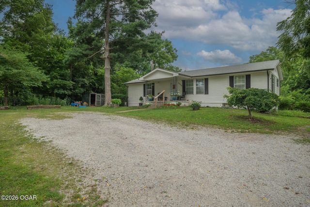 4030 E Zora Street, Webb City, MO 64870