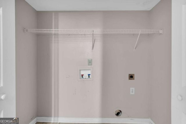 7153 New Dale Road, Rex, GA 30273