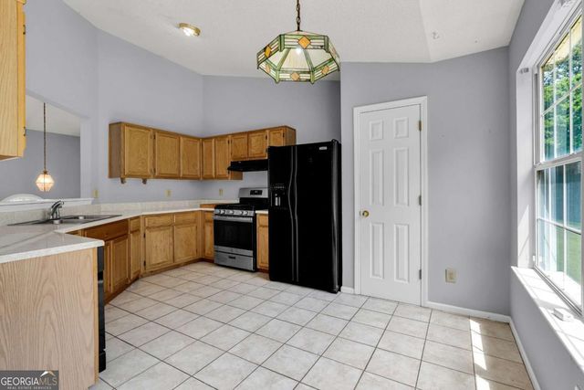 7153 New Dale Road, Rex, GA 30273