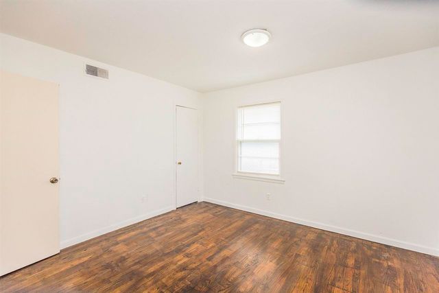 3908 NW Santa Fe Ave, Lawton, OK 73505