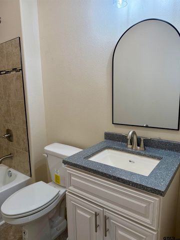 12421 Star Village Lane, Winona, TX 75792