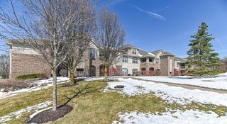3053 W Drexel AVENUE #111, Franklin, WI 53132