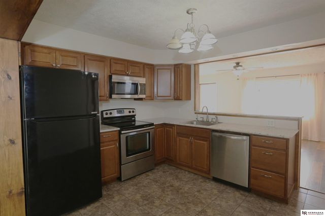 3902 Overlook Circle, Bellevue, NE 68147