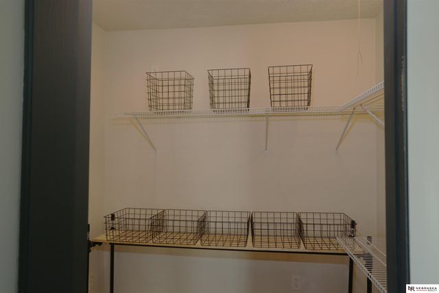 3902 Overlook Circle, Bellevue, NE 68147