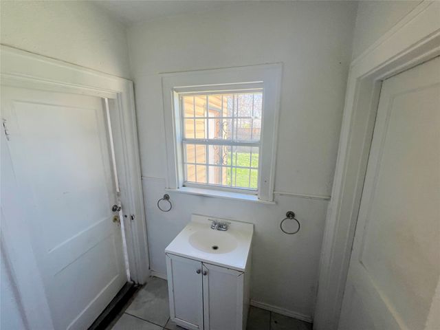 4607 Spring Garden Street, Dallas, TX 75215