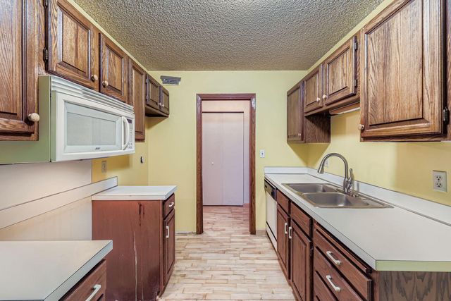 1225 Lasalle Avenue 905, Minneapolis, MN 55403