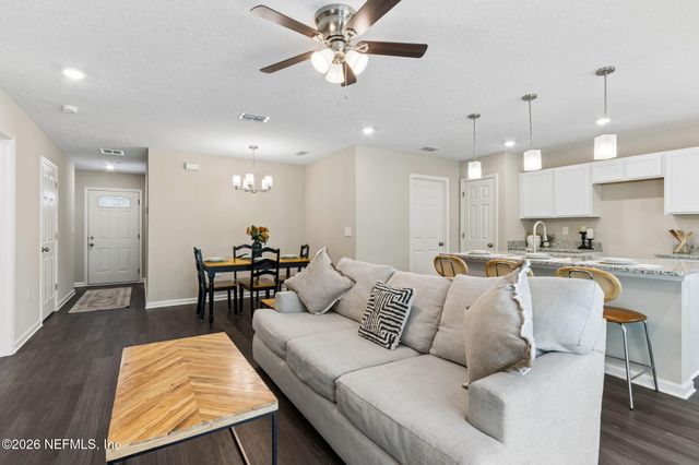 8609 VINING Street, Jacksonville, FL 32210
