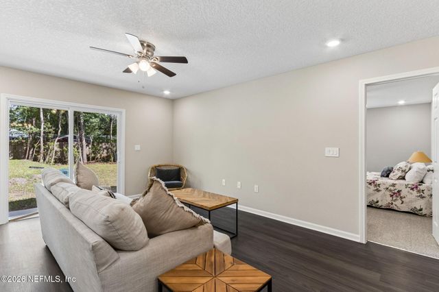 8609 VINING Street, Jacksonville, FL 32210