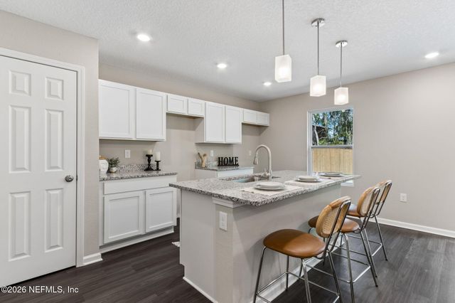 8609 VINING Street, Jacksonville, FL 32210