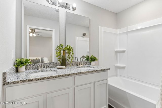 8609 VINING Street, Jacksonville, FL 32210