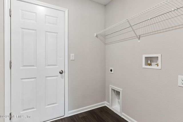 8609 VINING Street, Jacksonville, FL 32210