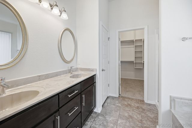 13320 S 21st Place, Bixby, OK 74008