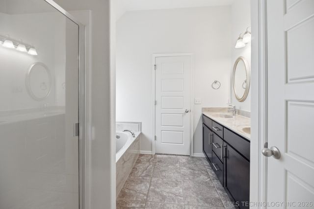 13320 S 21st Place, Bixby, OK 74008