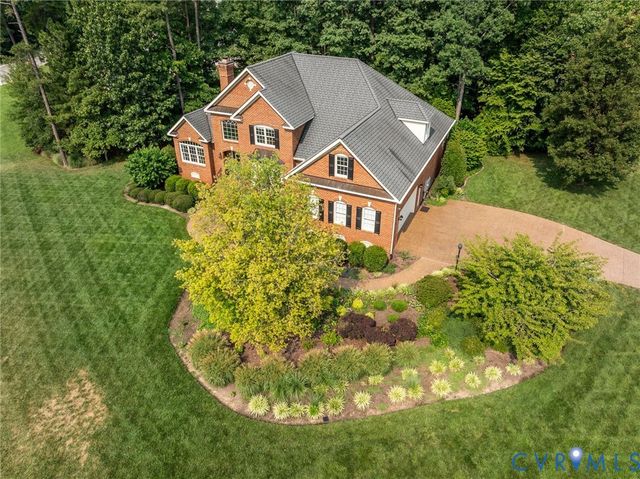 305 Glenmeade Cir, Manakin Sabot, VA 23103