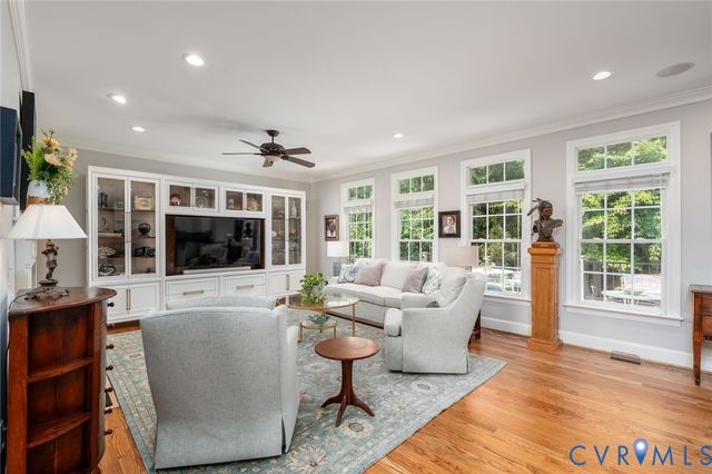 305 Glenmeade Cir, Manakin Sabot, VA 23103