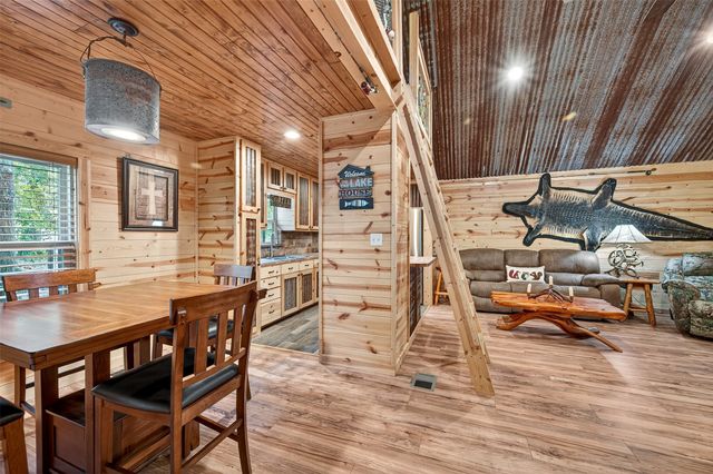 181 Stone Circle Drive, Gordonville, TX 76245