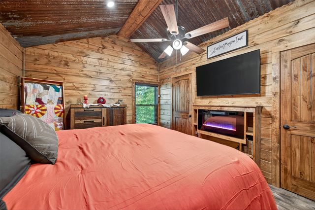 181 Stone Circle Drive, Gordonville, TX 76245