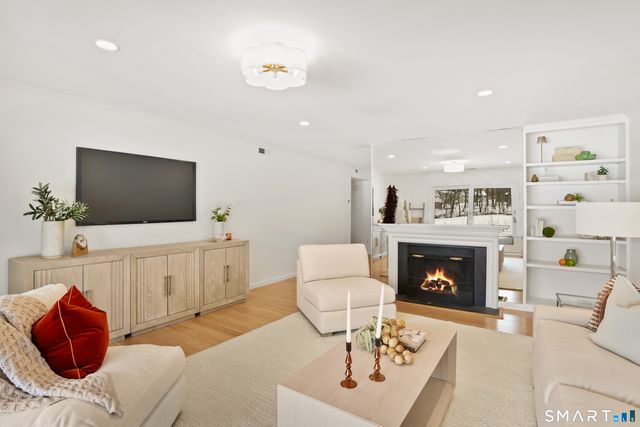 119 Rowayton Woods Drive 119, Norwalk, CT 06854