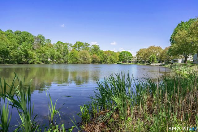 119 Rowayton Woods Drive 119, Norwalk, CT 06854