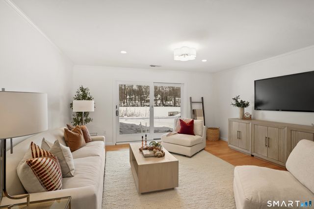 119 Rowayton Woods Drive 119, Norwalk, CT 06854