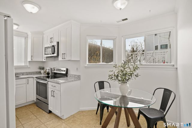 119 Rowayton Woods Drive 119, Norwalk, CT 06854