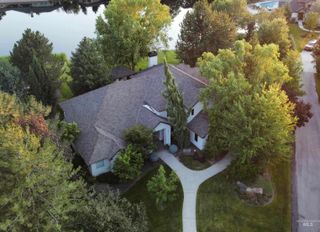 1597 S Whitby Ln, Eagle, ID 83616