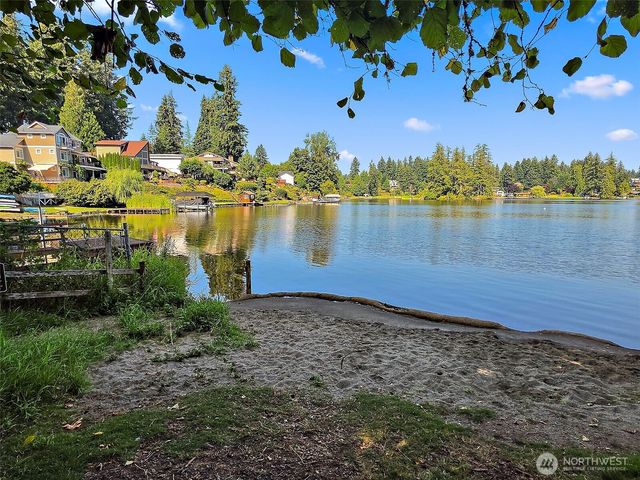 7501 39th Avenue SE, Lacey, WA 98503