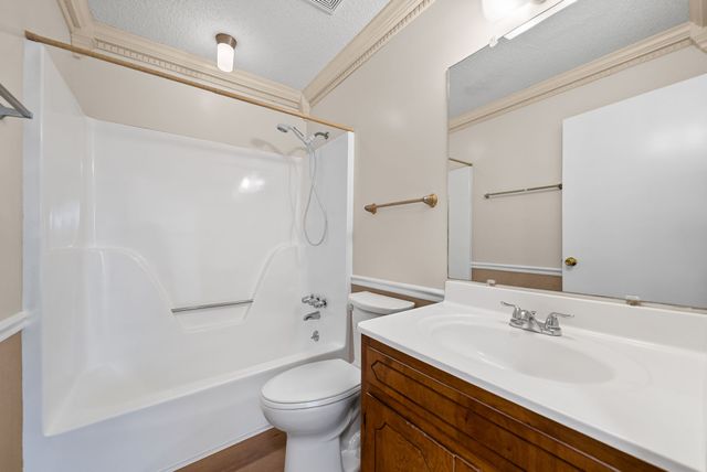 211 Millstone Cir, Clarksville, TN 37042