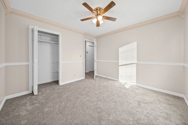 211 Millstone Cir, Clarksville, TN 37042