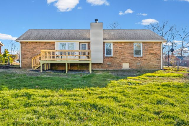 211 Millstone Cir, Clarksville, TN 37042