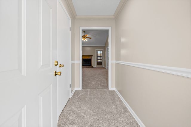 211 Millstone Cir, Clarksville, TN 37042