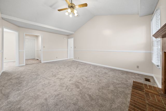 211 Millstone Cir, Clarksville, TN 37042