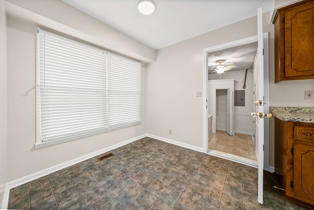 211 Millstone Cir, Clarksville, TN 37042