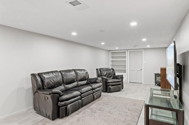 8124 115th Lane N, Champlin, MN 55316