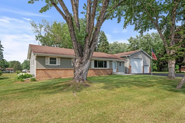 8124 115th Lane N, Champlin, MN 55316