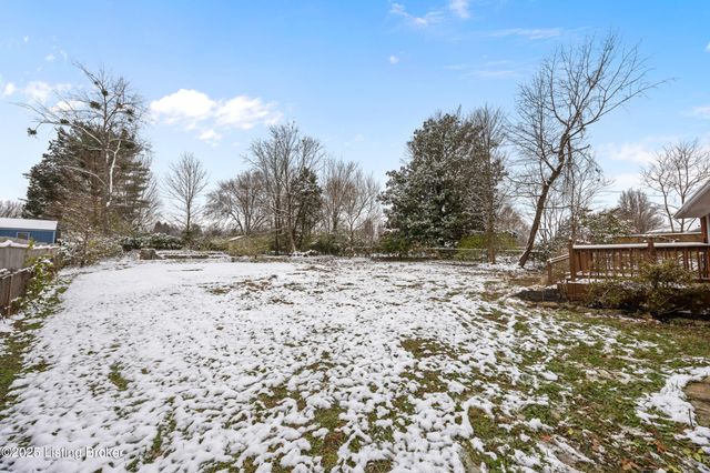 8912 Michael Edward Dr, Louisville, KY 40291