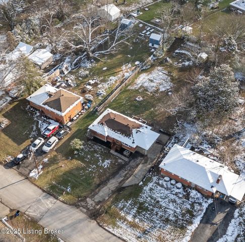 8912 Michael Edward Dr, Louisville, KY 40291