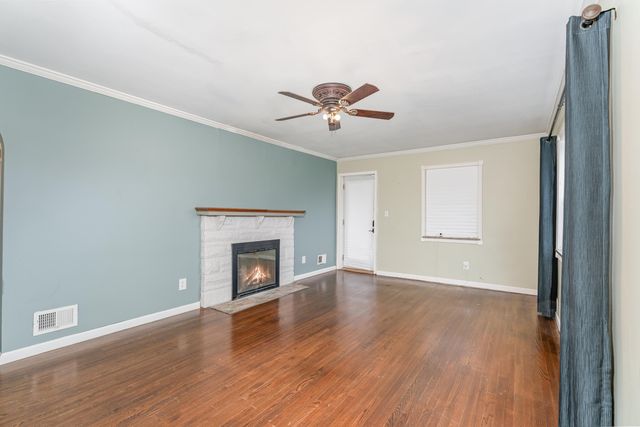 7604 US Highway 42, Florence, KY 41042