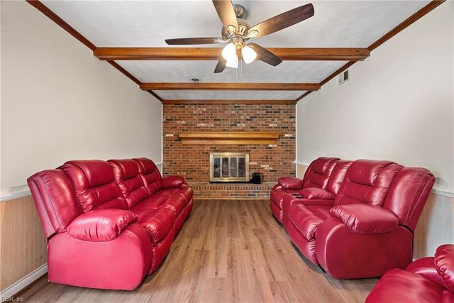 3 Towler DR, Hampton, VA 23666