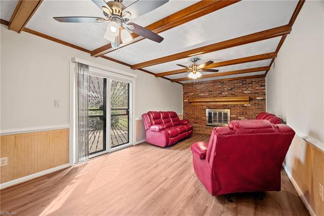 3 Towler DR, Hampton, VA 23666