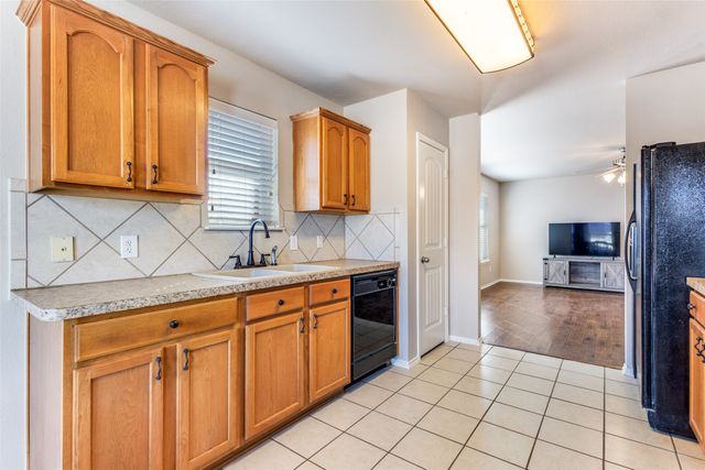 3819 Wolf Creek Lane, Melissa, TX 75454