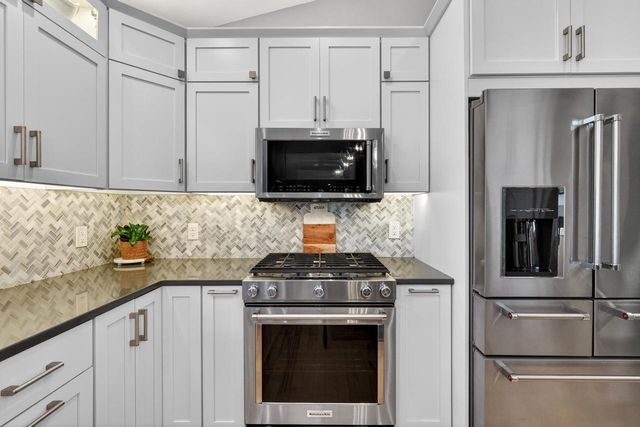 6918 Rembrandt Road, Deforest, WI 53532