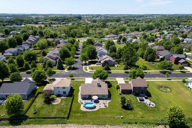 6918 Rembrandt Road, Deforest, WI 53532