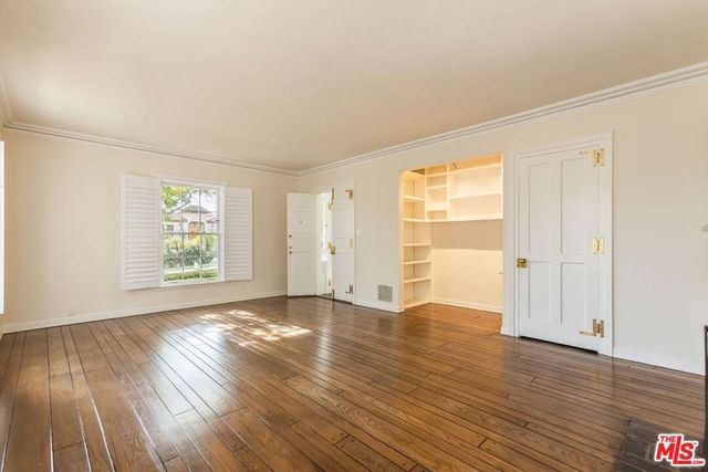 10637 Ashton Avenue, Los Angeles, CA 90024