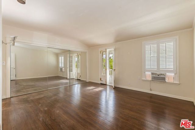 10637 Ashton Avenue, Los Angeles, CA 90024