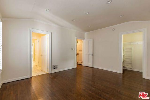 10637 Ashton Avenue, Los Angeles, CA 90024