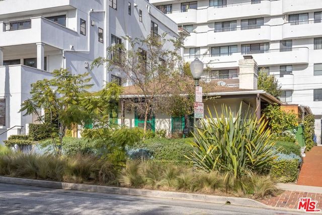 10637 Ashton Avenue, Los Angeles, CA 90024
