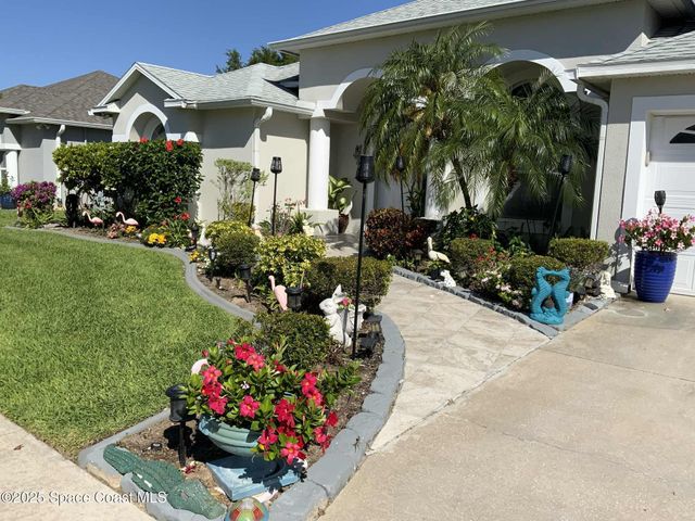 530 Sunset Lakes Drive, Merritt Island, FL 32953