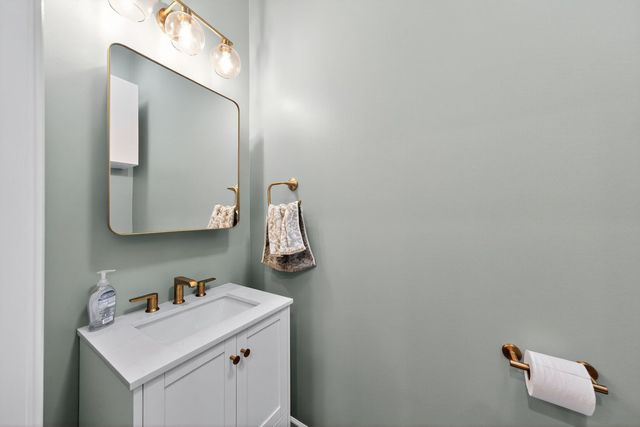 232 E CULLERTON Street, Chicago, IL 60616