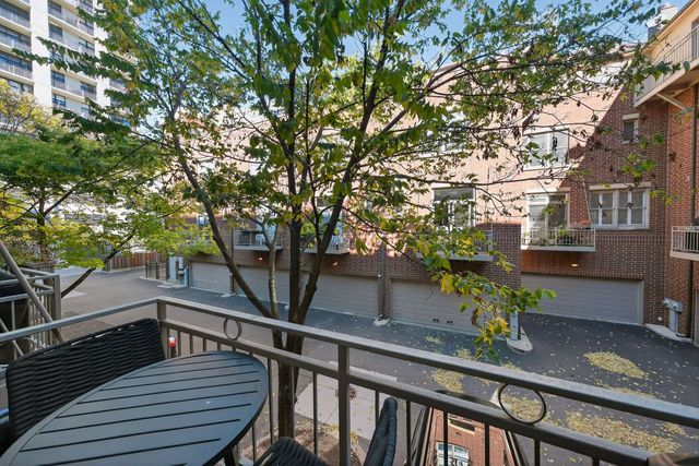 232 E CULLERTON Street, Chicago, IL 60616